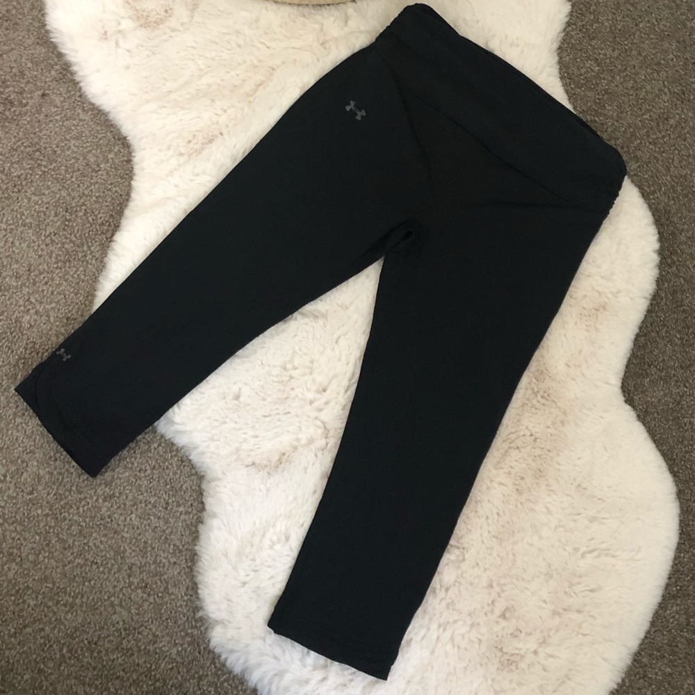 Under Armour Compression Ruched Waistband Capris M